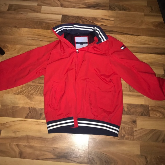**Tommy Hilfiger Jacket with foldable hood** - Picture 2 of 2